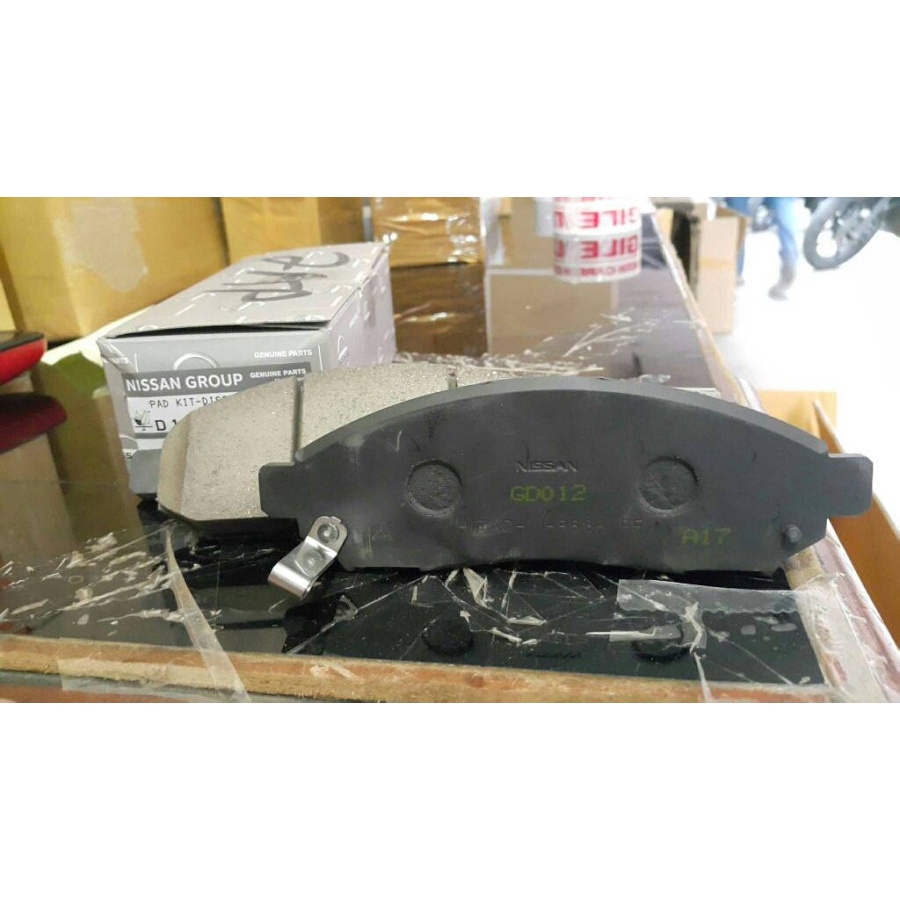 brake pad kanpas rem depan nissan serena c26