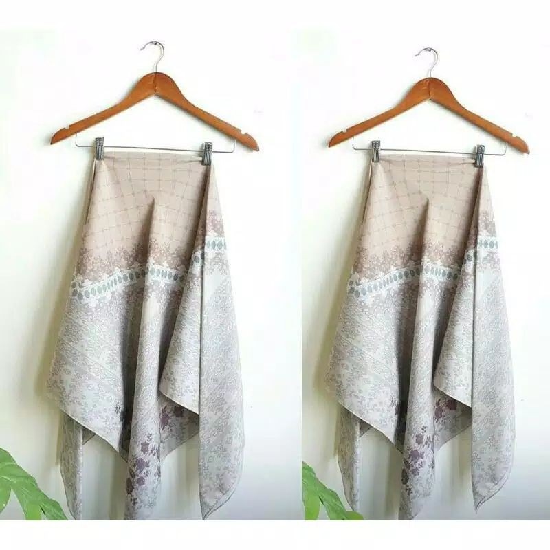 Ria Miranda Pasaman Scarf New