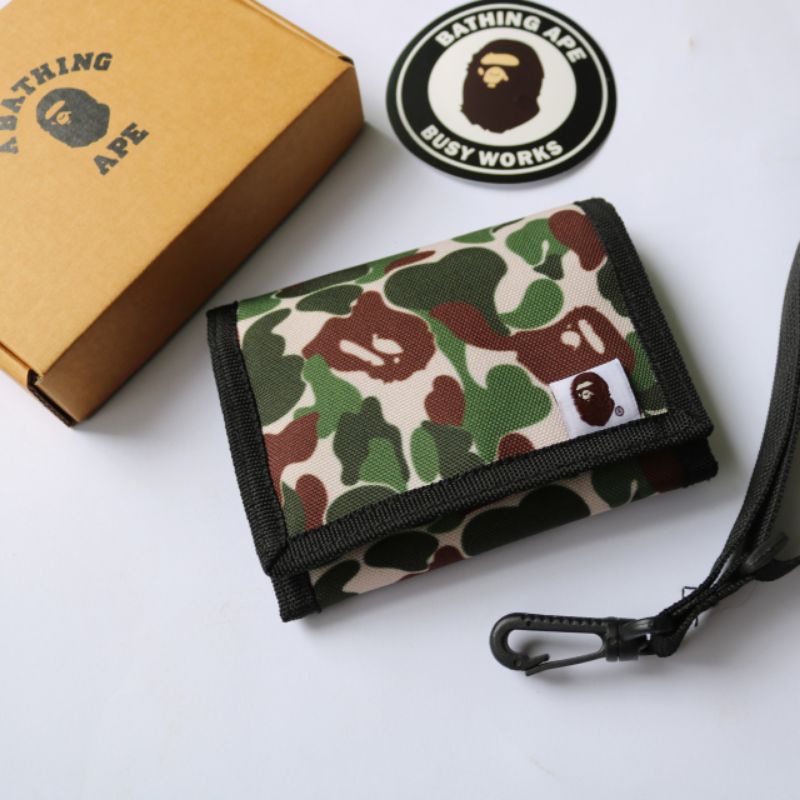 Dompet Gaines bape fullprint black dengan strap