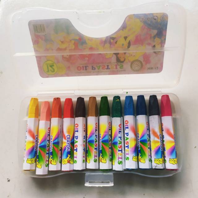 

Krayon/pensil warna isi 12pcs