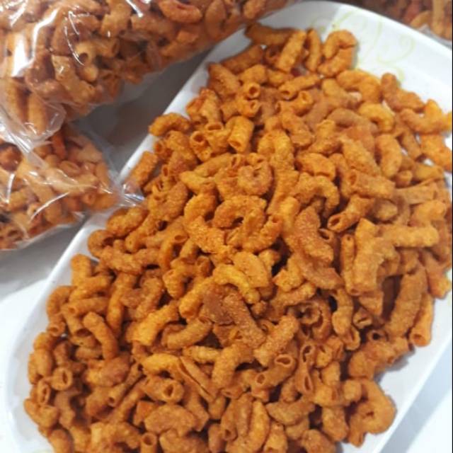 

Makroni bantat pedas. Nett250gram