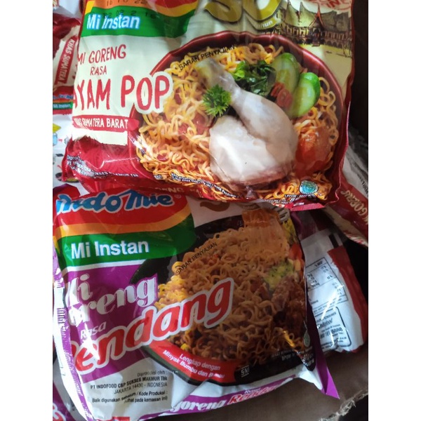 

Indomie Goreng Rendang & ayam pop