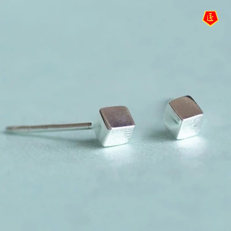 [Ready Stock]Mini Cube Silver Small Ear Studs