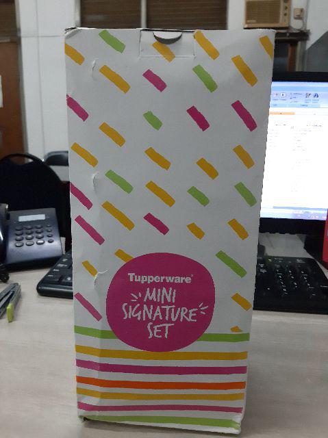 Mini Signature (1 Pcs) Kotak Bekal Makan Tupwr
