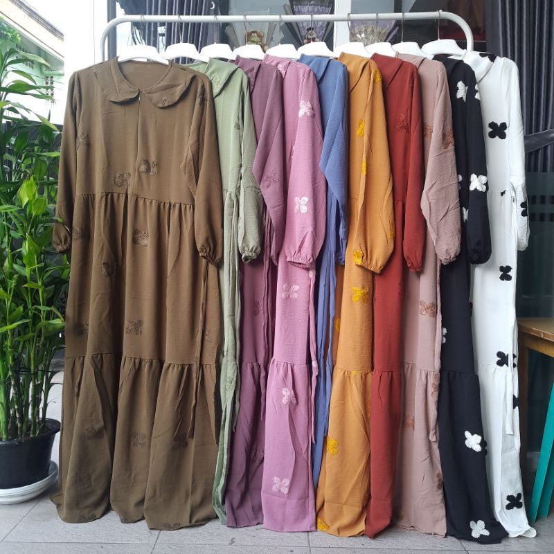 Gamis Crinkle Pom-pom Silang Polka by Raini