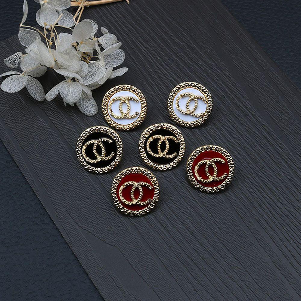 Mxbeauty Anting Huruf C Mewah Elegan Ear Studs Double C Letter Perhiasan Hadiah Gala Pesta Stud Earrings