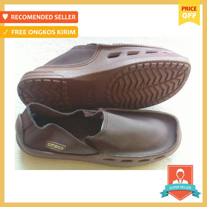 Slip On  Pria - Sepatu Crocs Kulit Warna Coklat - Sepatu Pria