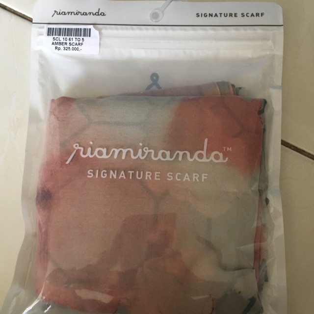Ria miranda signature Amber scarf