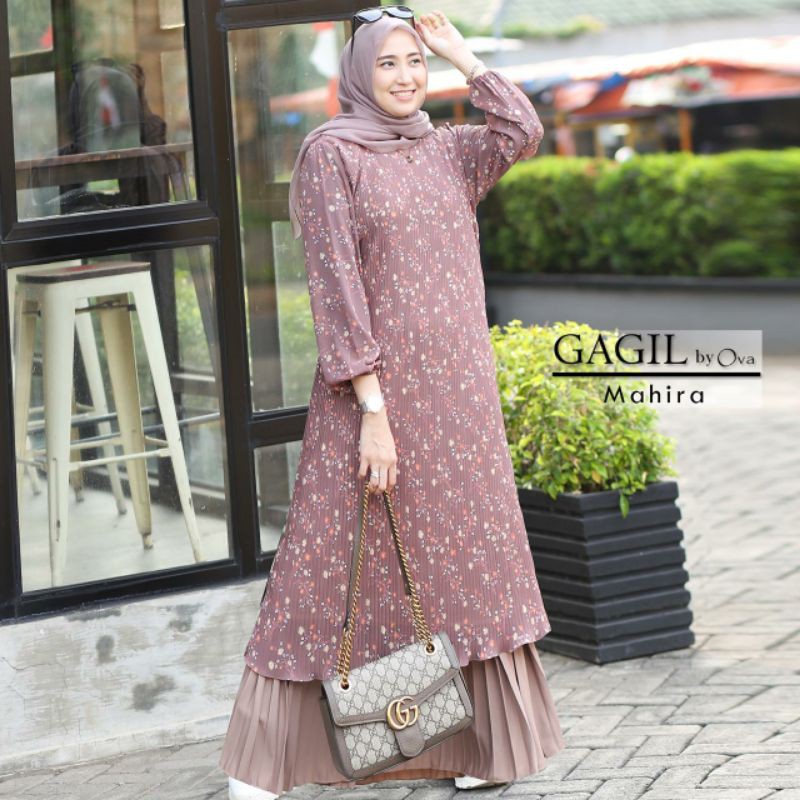 Mahira set tunik dan Rok Plisket by Gagil