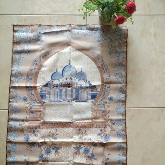 Sajadah Kecil . Sajadah Abu Dhabi Turkey Praktis Souvenir Haji Serut | sajadah traveling | sajadah l