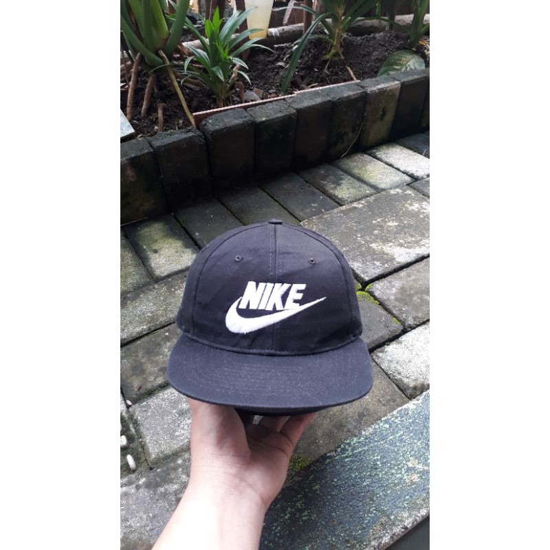 Cap / Topi / Snapback Nike Vintage Second Import