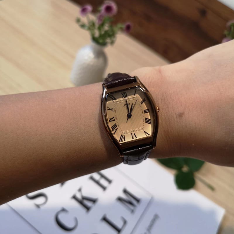 Jam Tangan CLEO wanita pria Quartz Dial Kotak Kecil Casual Retro Untuk Wanita