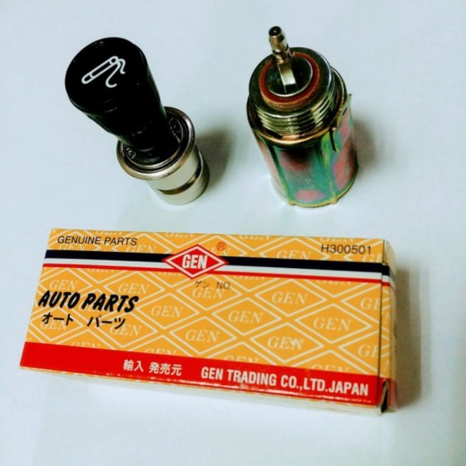 Jual pemantik rokok auto lighter merk gen Jepang Limited