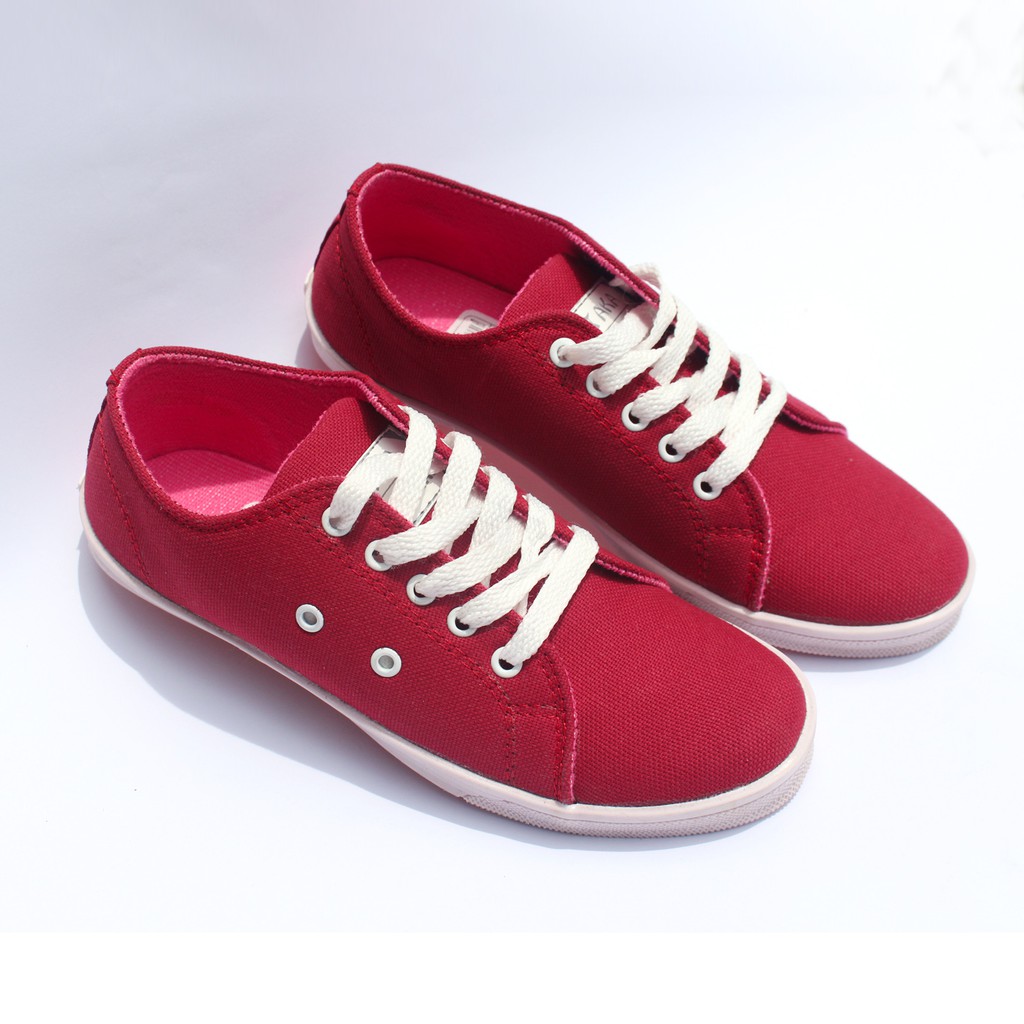  Sepatu  Wanita  Sneakers  Yutaka Shopee  Indonesia