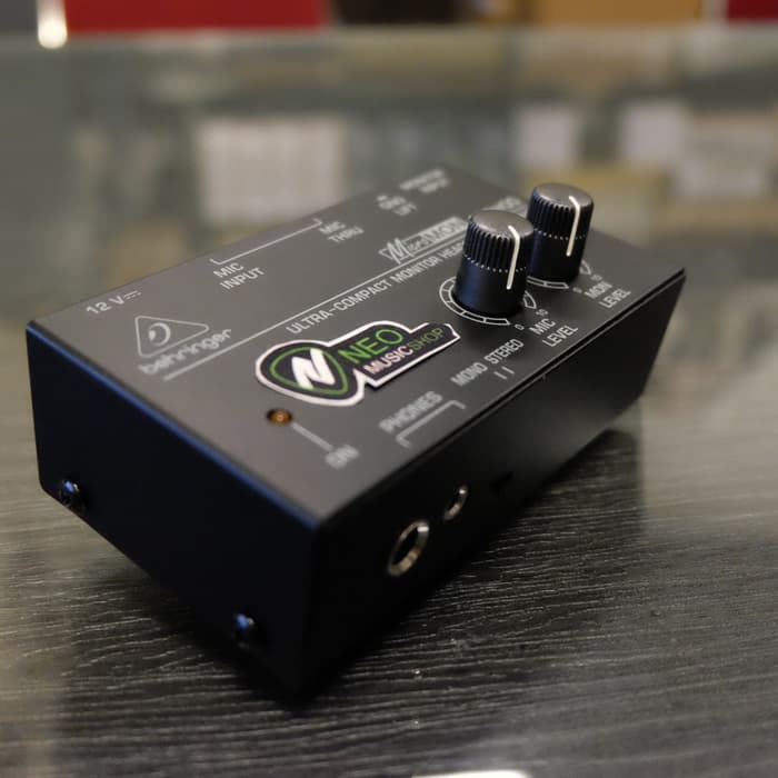 Behringer MA400 Personal Headphone Amplifier