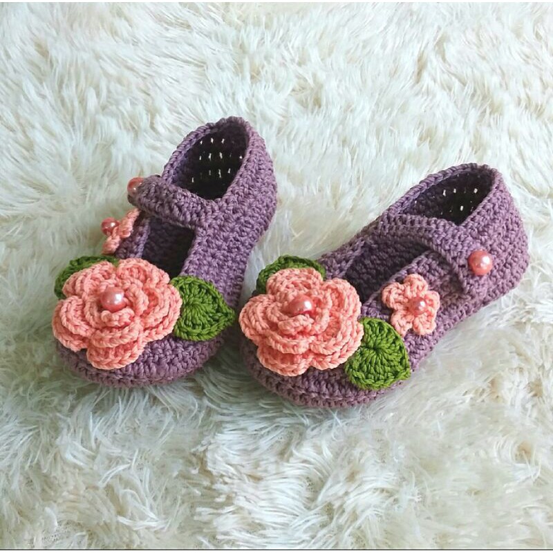 sepatu bayi cewek rajut sepatu bayi perempuan rajutan heandmade prewalker