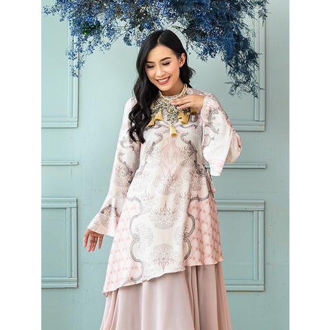 Hailey Tunic in Primrose - Wearing Klamby