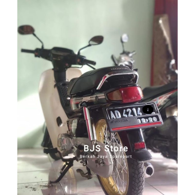 Wadah Tempat Cover Plat Nomor Original AHM Honda Vario Beat Scoopy Genio Astrea Prima Grand Bulus Impresa Legenda Supercub C70 Minti 800 Supra Revo Cbr Pcx Tiger Glpro Csone CB Verza Sonic Karisma Megapro Spacy