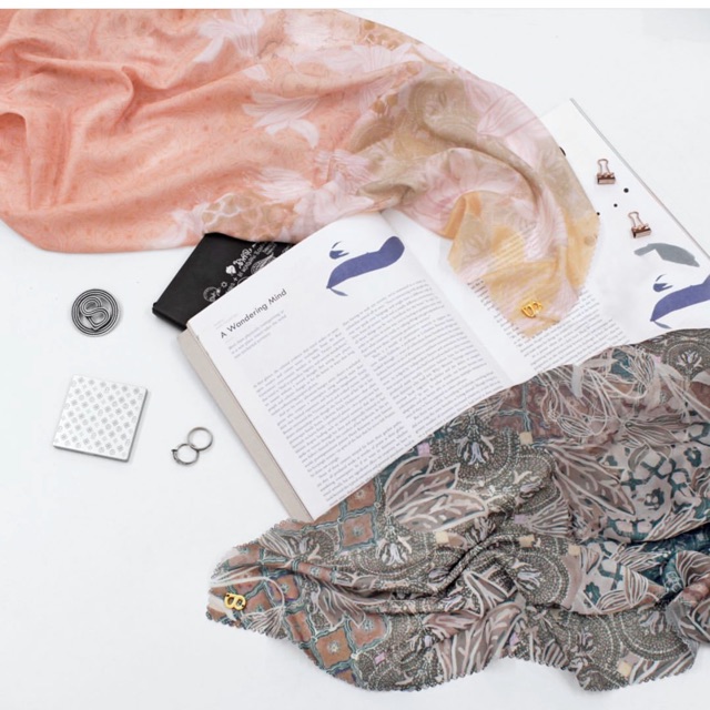 Buttonscarves Maharani Apricot