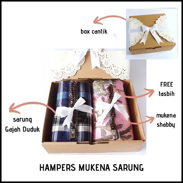 

Hampers Kado Wedding Mukena Sarung Free Tasbih&Kartu Ucapan Box Coklat