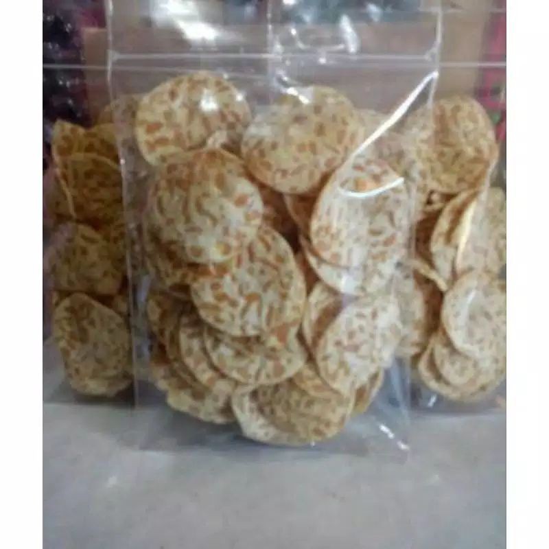 

Tempe Sagu 250 gram 150 gram 100 gram Cemilan Snack murah