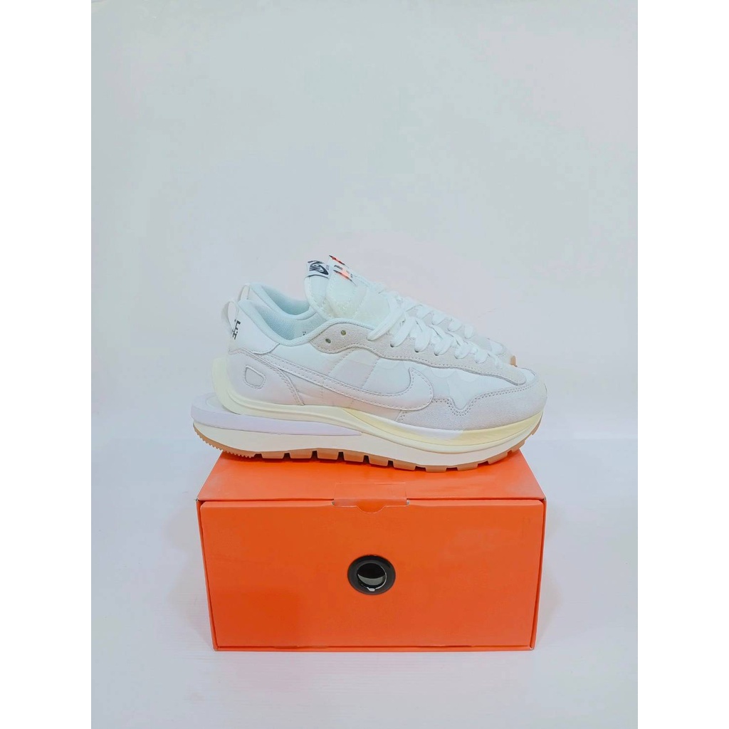 NIKE SACAI VAPORWAFFLE SAIL GUM BNIB ORIGINAL VIETNAM GRATIS KAOS KAKI SEPATU NIKE