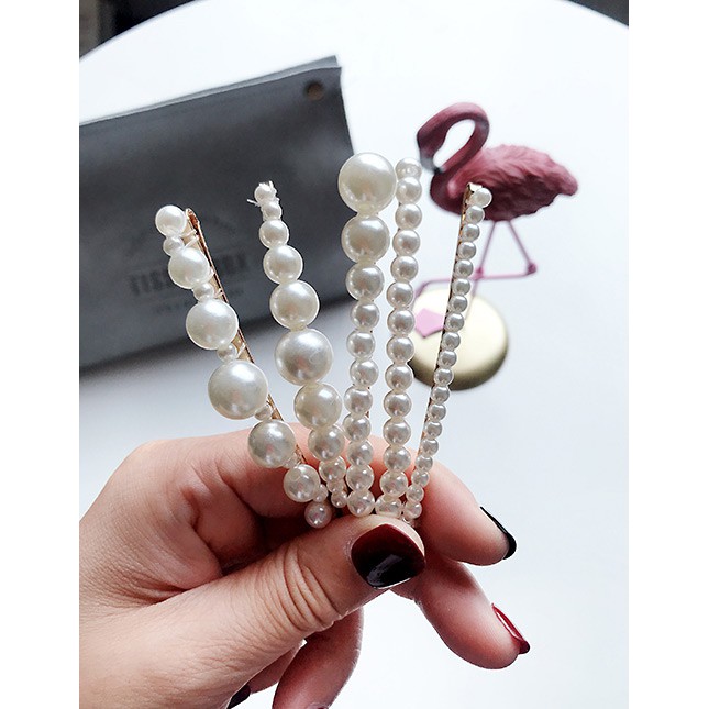 LRC Jepit Rambut Fashion White Alloy Pearl Hair Clip Five-piece F50051