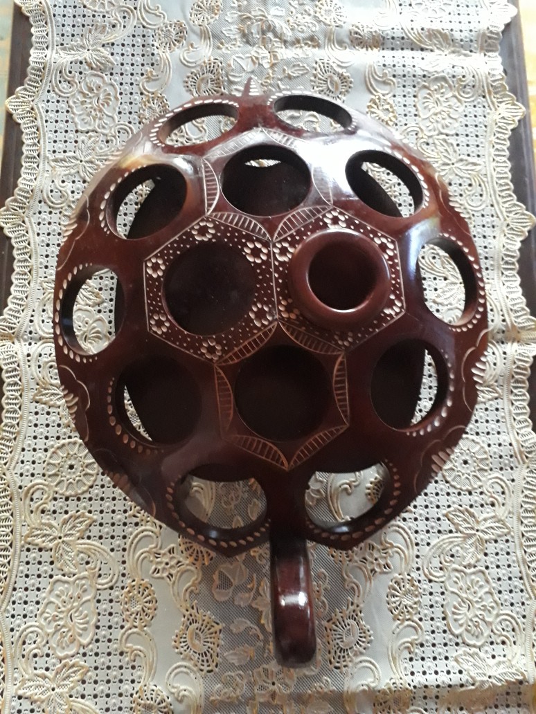 Tempat Aqua Model Kura Kura Dari Kayu Jati