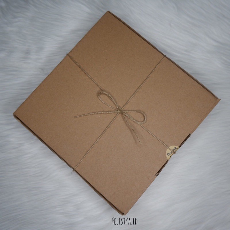 

Box Kosong (Free tali rami, gift card)