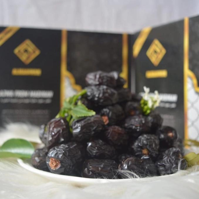 

] Kurma Ajwa Madinah Premium Jumbo 1 Kg