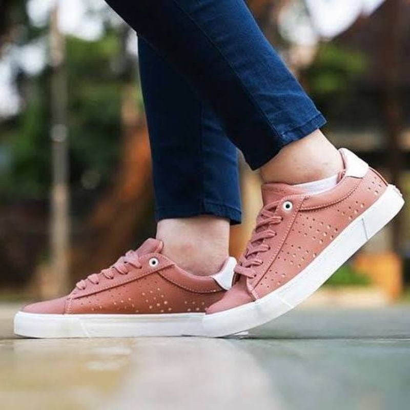 

Airwalk Luis Dark Pink Original BNIB PT MAP