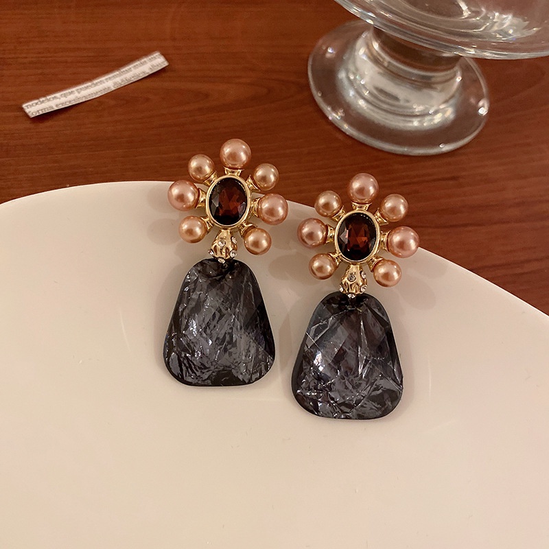 Anting Mutiara Bentuk Bunga Gaya Hong Kong Retro