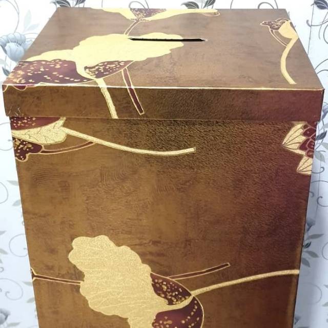 

Kotak Amplop Exclusive Wallpaper Emboss Motif Bertextur