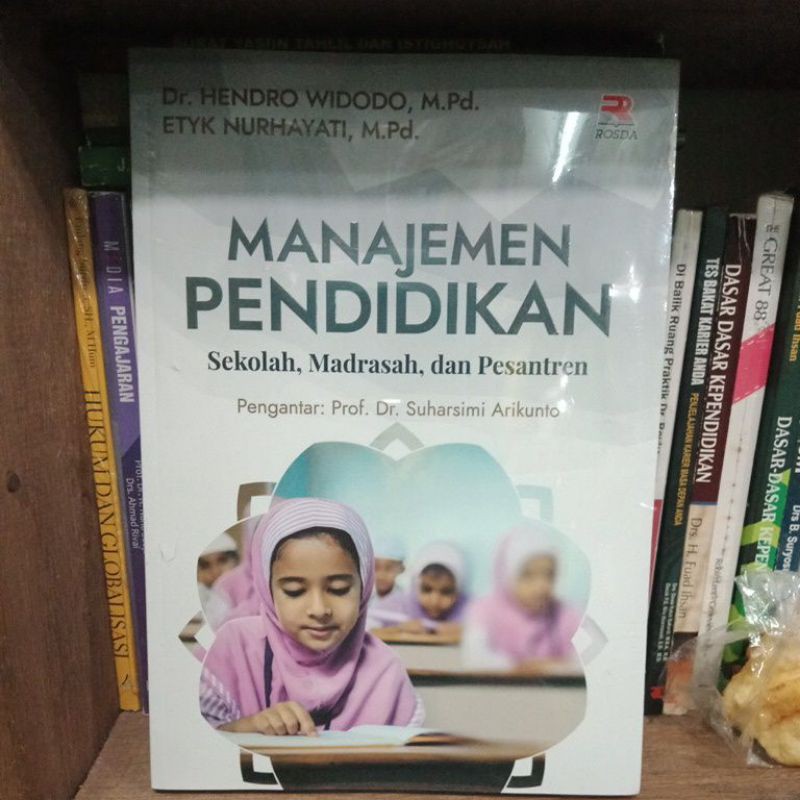 Manajamen Pendidikan Sekolah,madrasah,dan pesantren