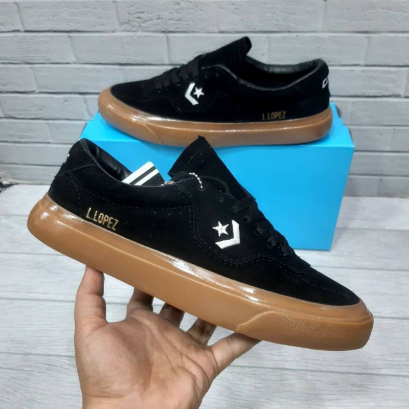 SEPATU CONVERSE LOUIE LOPEZ PRO HITAM GUM