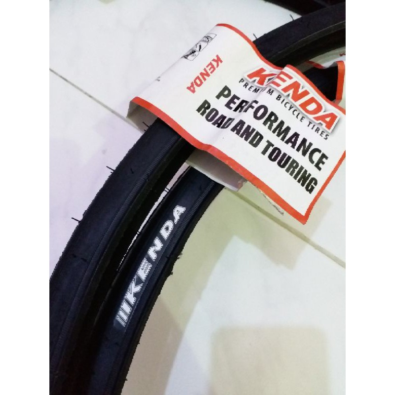 Ban Luar Kenda 700 x 25c