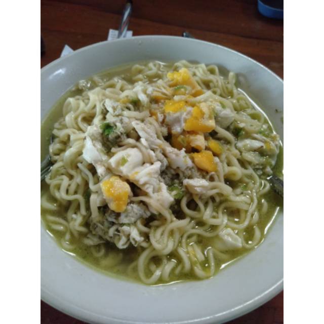 

MIE KUAH IJO