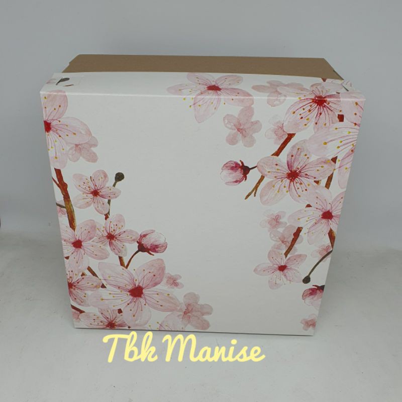 

Box Kue Cherry Blossom 25x25cm / Kotak Kue / Dus Kue / Kardus Kue / Cake Box