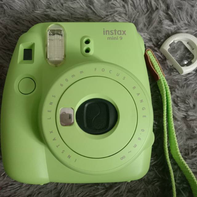 FUJIFILM INSTAX MINI 9 LIME GREEN SECOND