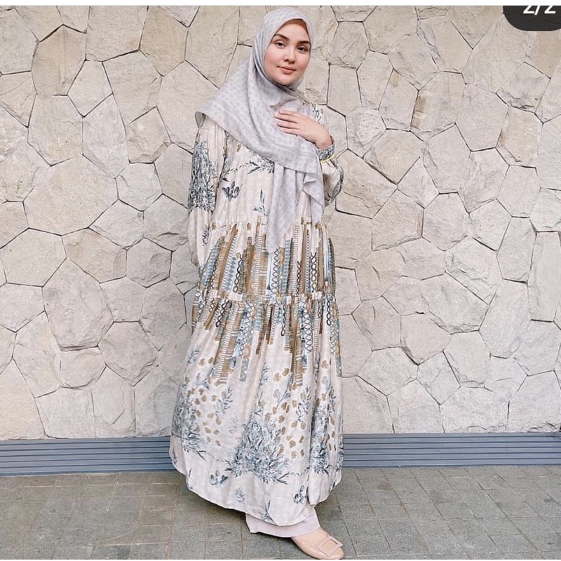 sada dress ria miranda maslaha 2021