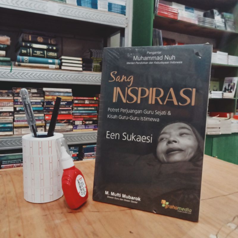 Sang Inspirasi Potret Perjuangan Guru Sejati & Kisah Guru Guru Istimewa