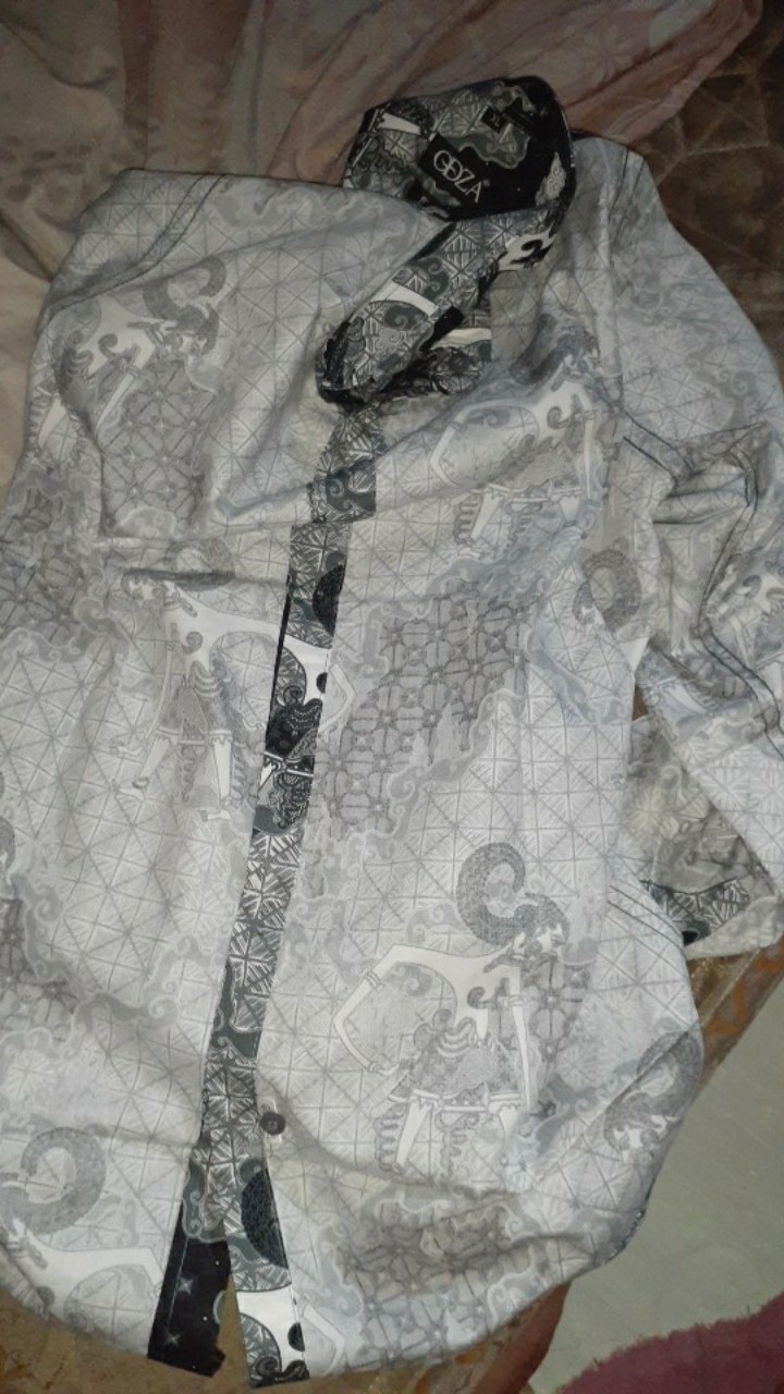 Odza Baju Kemeja Batik Modern Sogan Hem Solo Pria Lengan Panjang Slim Fit Dagabiruni