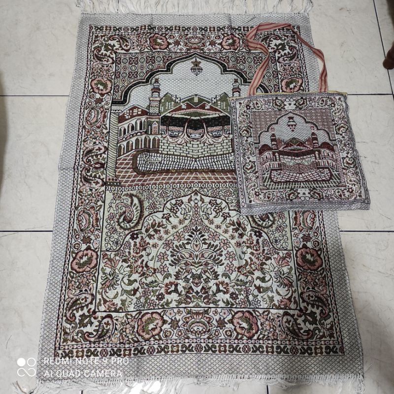 sejadah traveling sejadah motif kabah +tas sale varian warna ukuran besar 70x110