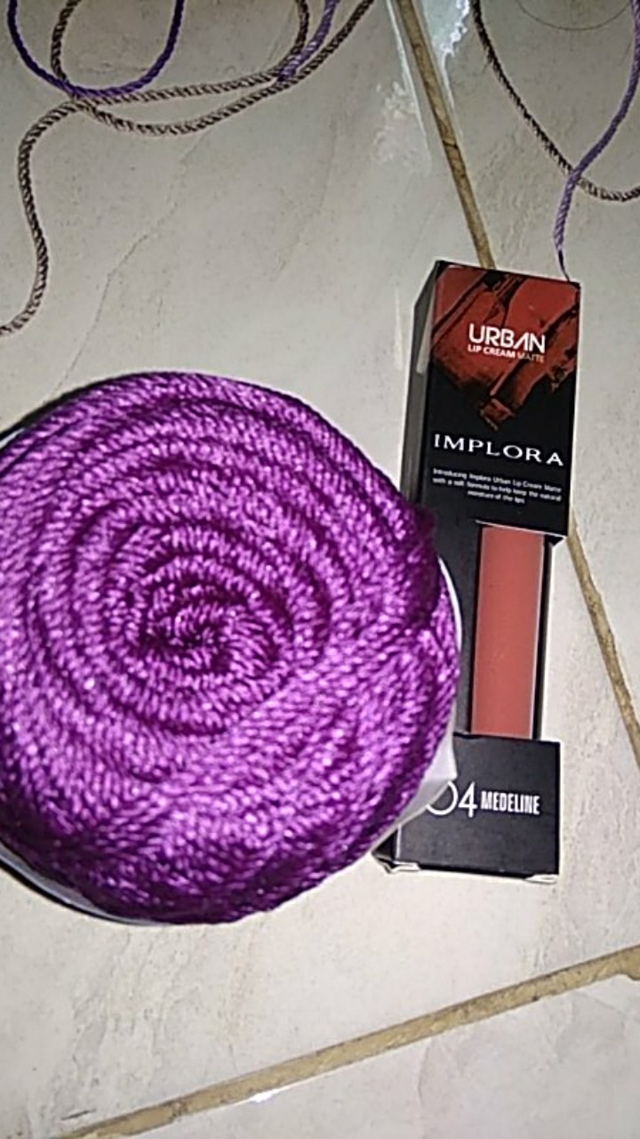 Benang Rajut Poly Indo 100 Gram Mengkilap