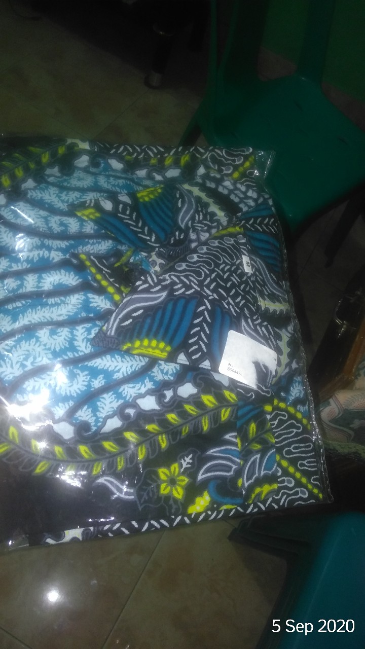 Kemeja Modern Tosca Batik Lengan Pendek Pria Cowok Kantor Kerja Formal Jumatan Pesta Kondangan