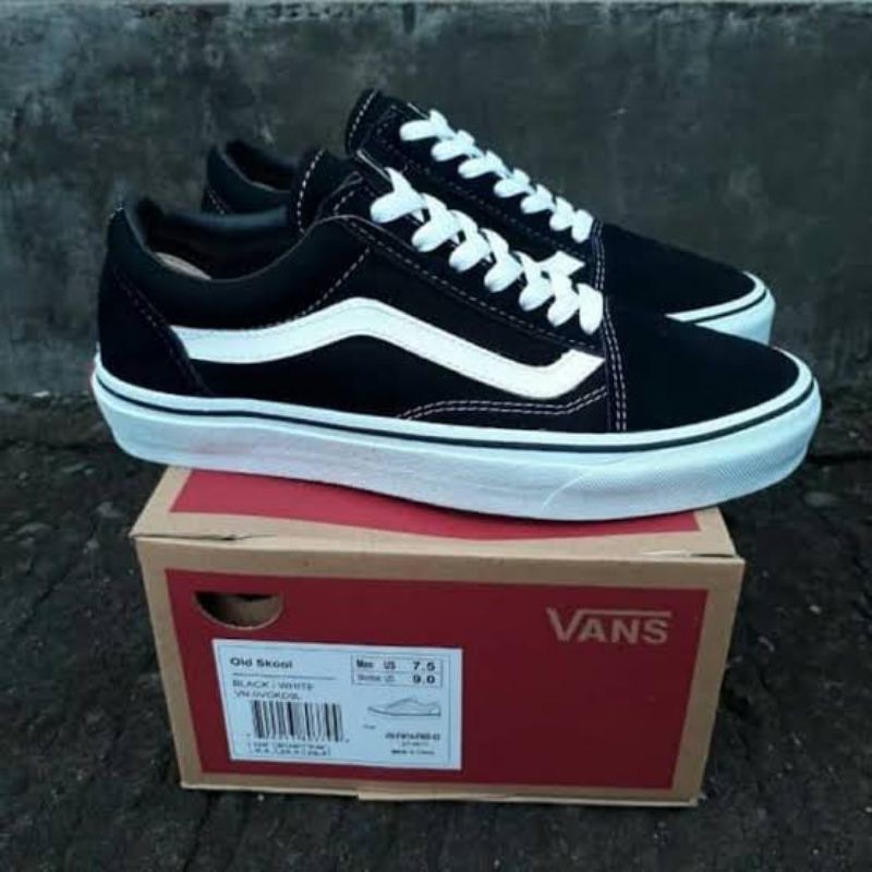 

vans old school warna hitam putih