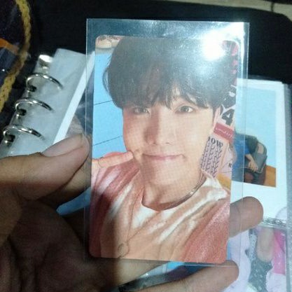 [OFFICIAL] PC RANDOM JHOPE BTS BE ESSENTIAL EDITION