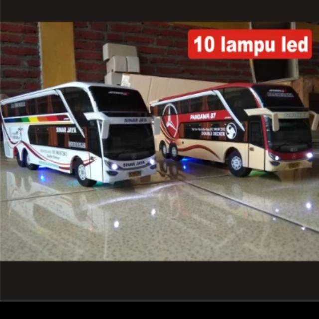 miniatur Bus bis / mainan bus bis Lampu Double Decker