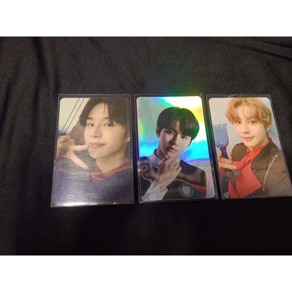 Photocard atau PC Jungwoo Arrival, Jungwoo Departure, Jungwoo Bene