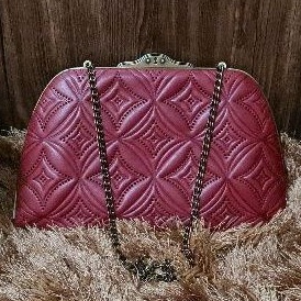 Fossil VRV Frame  clutch embossed red